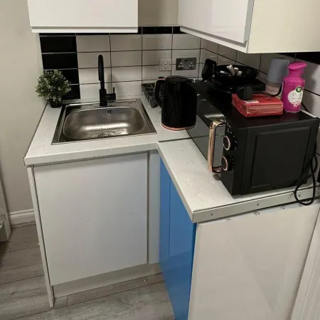 Studio - Sleeps 1 - Acton Park & Stn Close