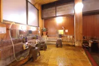 渋温泉 いかり屋旅館 - 駐車場