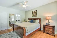 Helen Retreat w/ Hot Tub, 2 Mi to Downtown! - Pet friendly