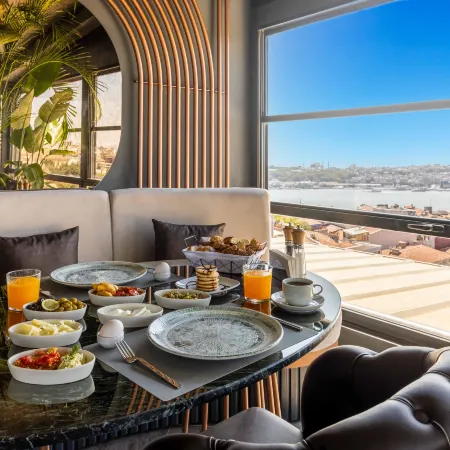 AHC Taksim Hotel