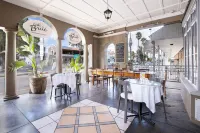 Queens Hotel by Bon Hotels - sarapan