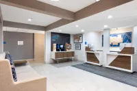 Holiday Inn Express Redding North – Shasta Lake Hotels in Redding