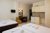 Konstantinos Hotel & Apartments I