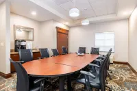 Staybridge Suites LONDON by IHG - parking