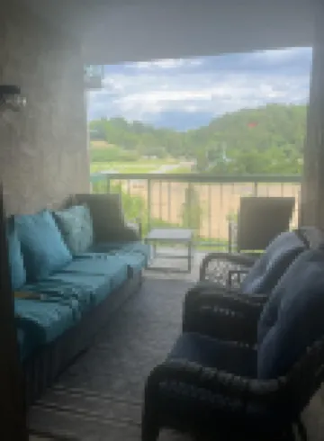 Riverside 605 2Bd Condo with Mountains View Private Balcony 2 Bedroom Home by RedAwning