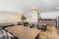 The Valor, Ascend Hotel Collection - servizio colazione