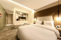 Hwaseong Afeel Hotel