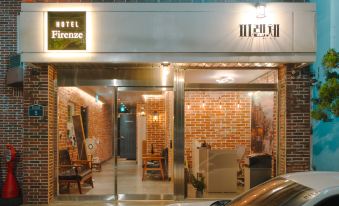 Pohang Jukdo Market Hotel Florence