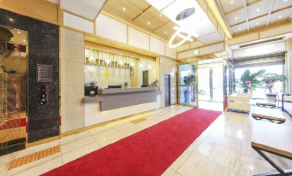 Hotel the One