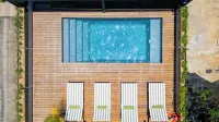 ALMA Surf Lodge - Pools