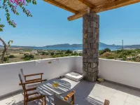 Faros Apartments Hotels in Milos