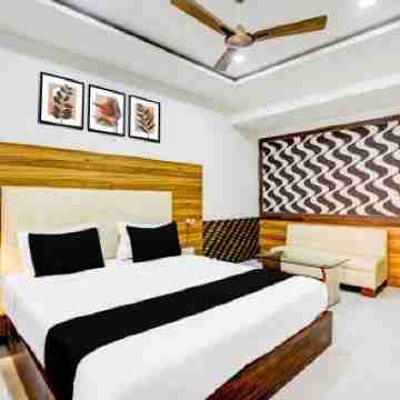 Super Collection O Infocity Metro Station Gandhinagar Formerly Hotel Grand Krishna Rooms