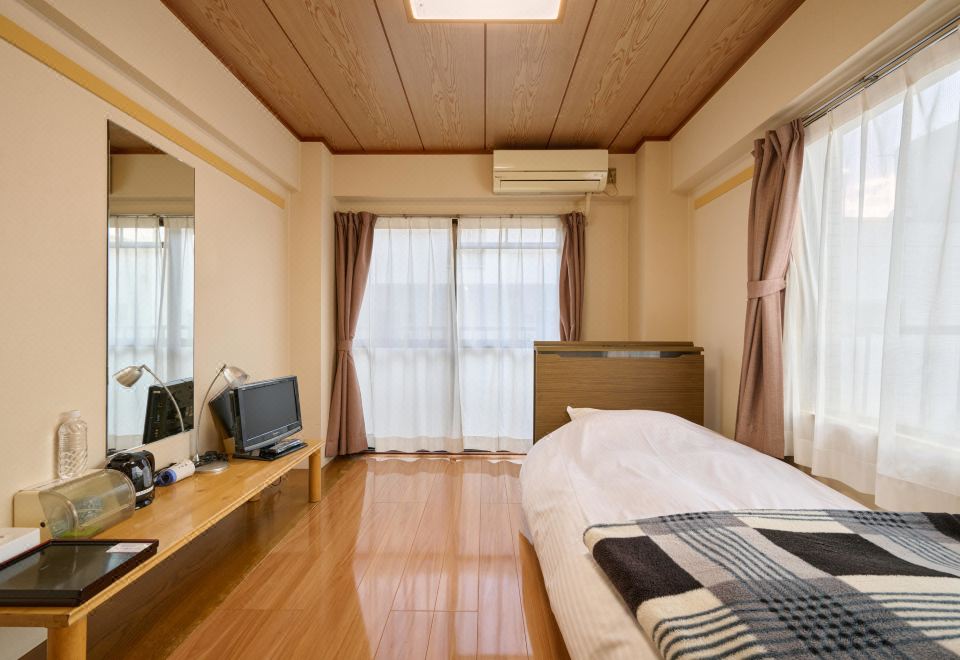 Business Hotel Wayokan - Housity