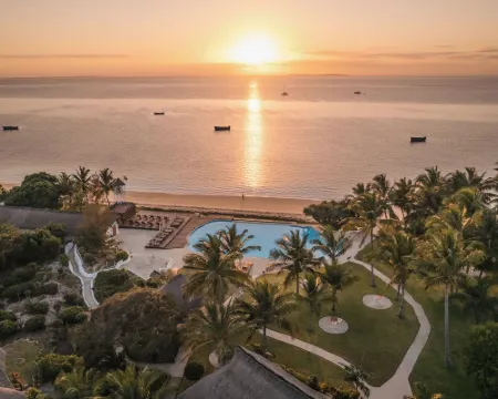 Vilanculos Beach Lodge Hotels in Vilankulo