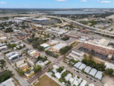 La Casita - Steps From 7th Ave