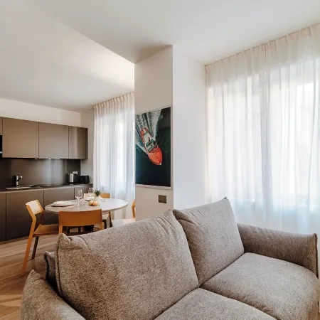 Rubini Suites - by Myhomeincomo