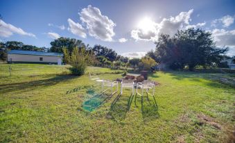 Moore Haven Getaway w/ Deck & Private Pool