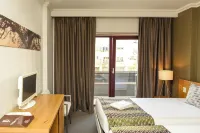 Dom Joao Hotel Hotels near Restaurante Mário Alturas