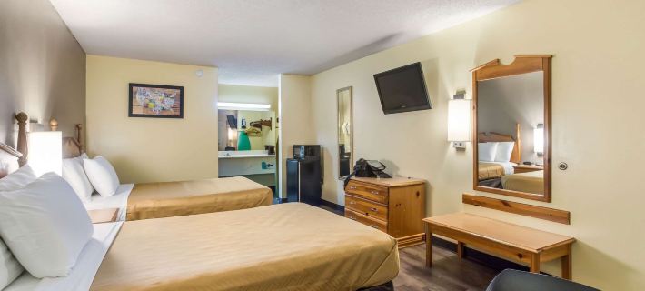 Econo Lodge Hotels in Hinds County