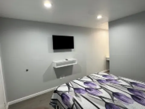 Angel Motel near Anaheim