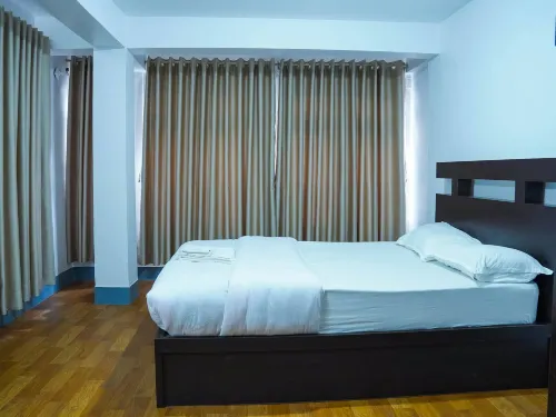 Everest Apartment 2BHK Thamel 5 min walk 2nd Floor - Condos