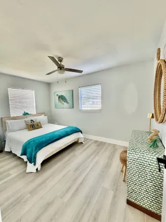 Fully Renovated, Direct Gulf Access w private doc just for you!