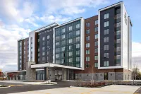Hyatt Place Toronto Airport