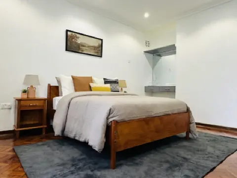 Farmhouse Retreat on 85-acre tea Estate - 2331 Hoteles en 