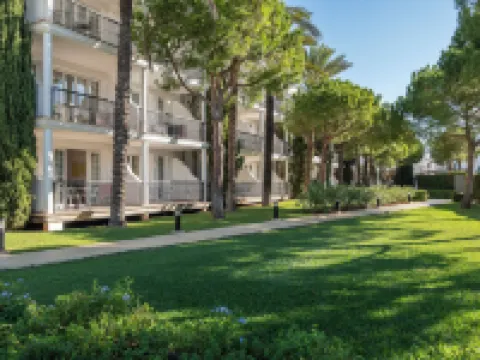 因圖羅特爾薩瑪瑞納住宿 卡拉達沃酒店