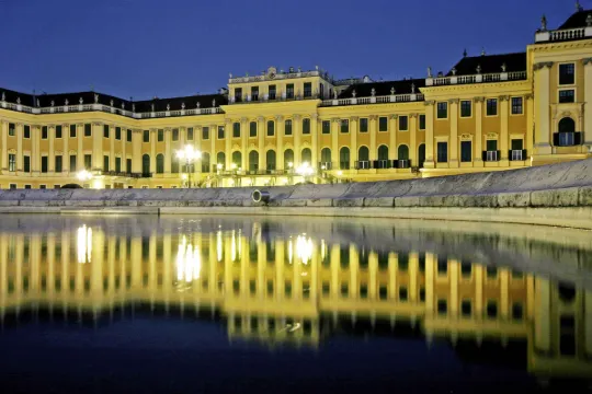 25アワーズ ホテル ビエンナの外観の様子