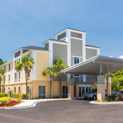 Holiday Inn Express CHARLESTON US HWY 17 & I-526 by IHG Hotels near Stono Marina