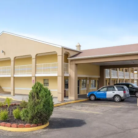 Red Lion Inn & Suites Junction City
