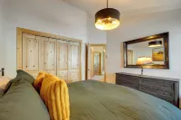 Walk to Lift! Luxe, Updated Cbmr Home w/ Mtn Views - 4-Star