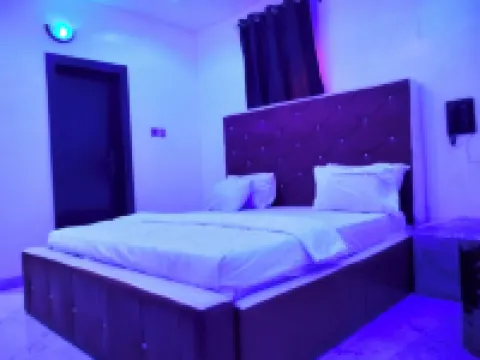 KINGSAMYSTAR HOTEL AND SUITES Hotels in 