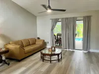 CHARMING! 3-bedroom house with Pool, WiFi, AC in marvelous Fort Myers near beach