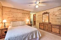 Cozy Crosby Cabin Near Serpent Lake and Main St - 3-Star