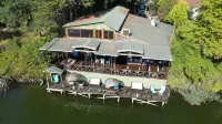 Sweet Home River Hotel