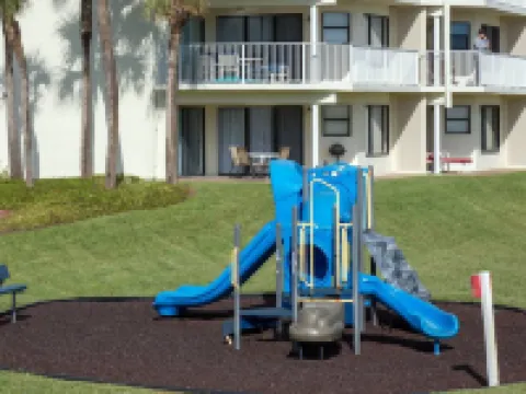 Garden-level Condo With Patio, 2 Pools, Gym, Tennis & Sauna - Steps to the Beach Hotels in Butler Beach