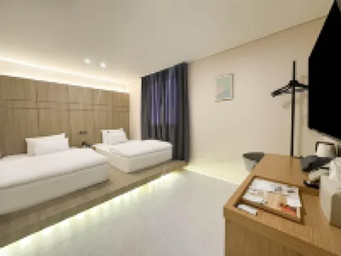 Sacheon (Samcheonpo) Hotel Lazy Heaven