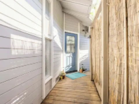 Aptos Beach Retreat • Hot Tub & 5 Min Walk to Sand Hotels in Aptos