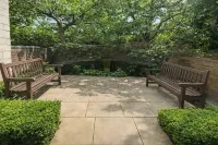 Roomspace -The Courtyard Penthouse - parking