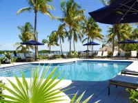 Coconut Palm Inn - Beach