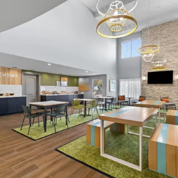 Spark by Hilton Redlands