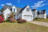Great for Families! Suburban Home in Ruther Glen - 2-Star