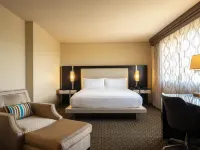 DoubleTree by Hilton Hotel Houston Hobby Airport Hotéis próximos ao Aeroporto William P. Hobby