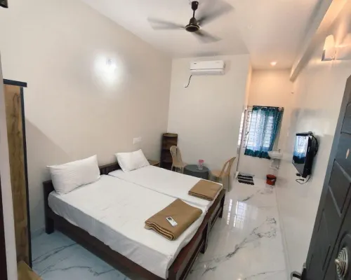 AalaGo Hotels in Tiruchendur