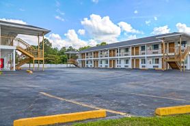 Economy Inn Ashburn GA I-75