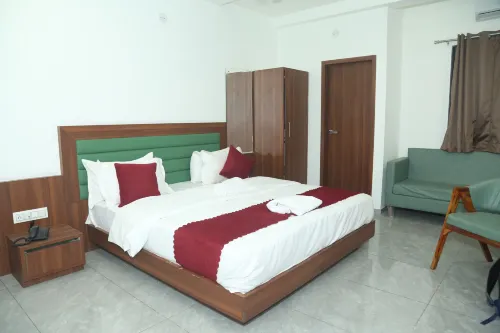 Hotel Akash Palace