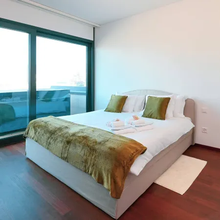 Lakeview 3 Bedroom Pico Penthouse in Lugano