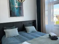 2/4-Person Apartment, Private Terrace - 50m from Beach and GR34. Dogs Welcome. Hotels in Carantec